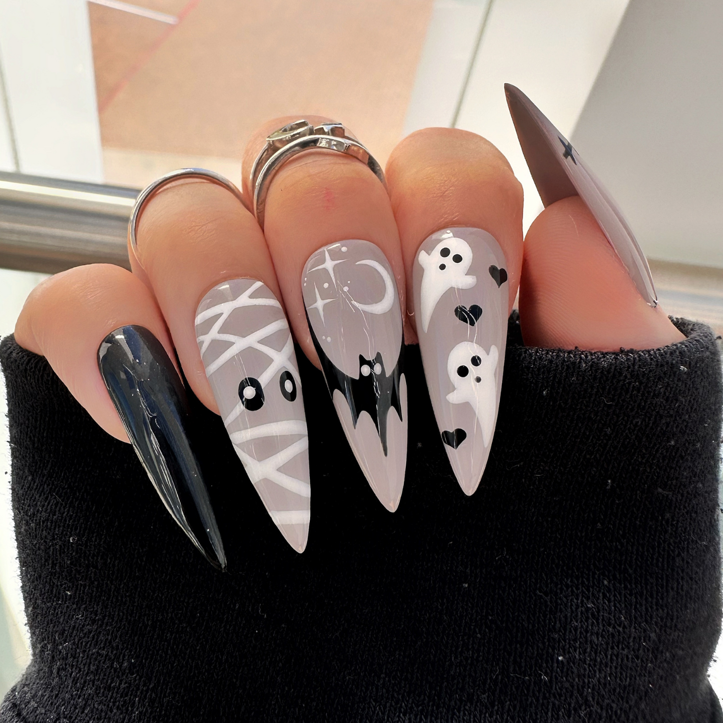 Hallow-queen